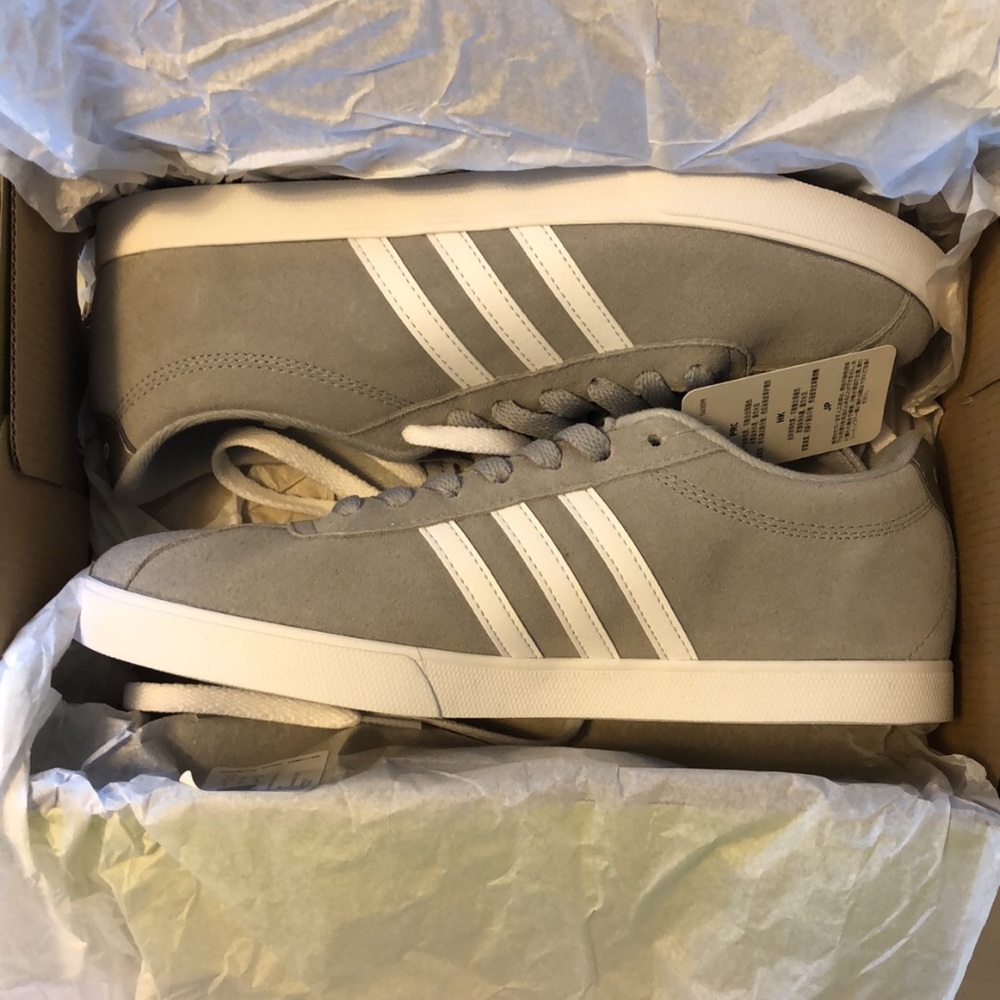 Adidas Neo Women’s Courtset Shoe, Size 8.5